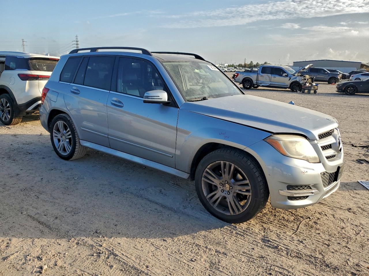 2013 MERCEDES-BENZ GLK 350 photo 4