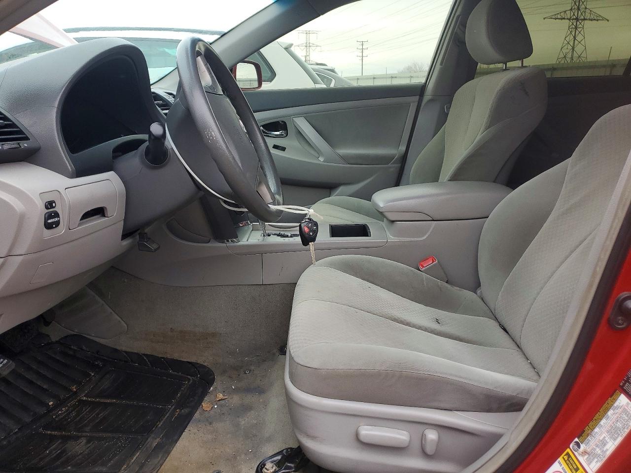 2007 TOYOTA CAMRY LE photo 7