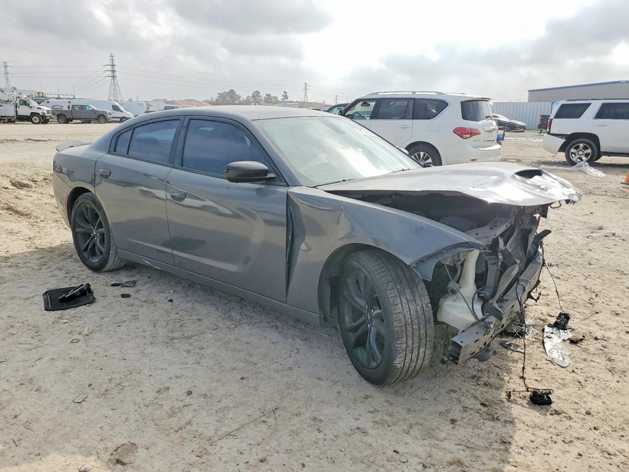 2018 DODGE CHARGER SXT photo 4