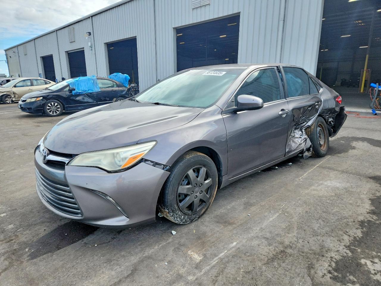2016 TOYOTA CAMRY