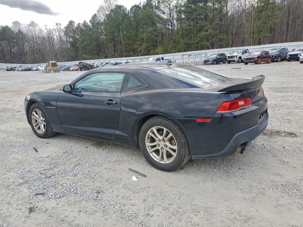 2015 CHEVROLET CAMARO LT photo 2