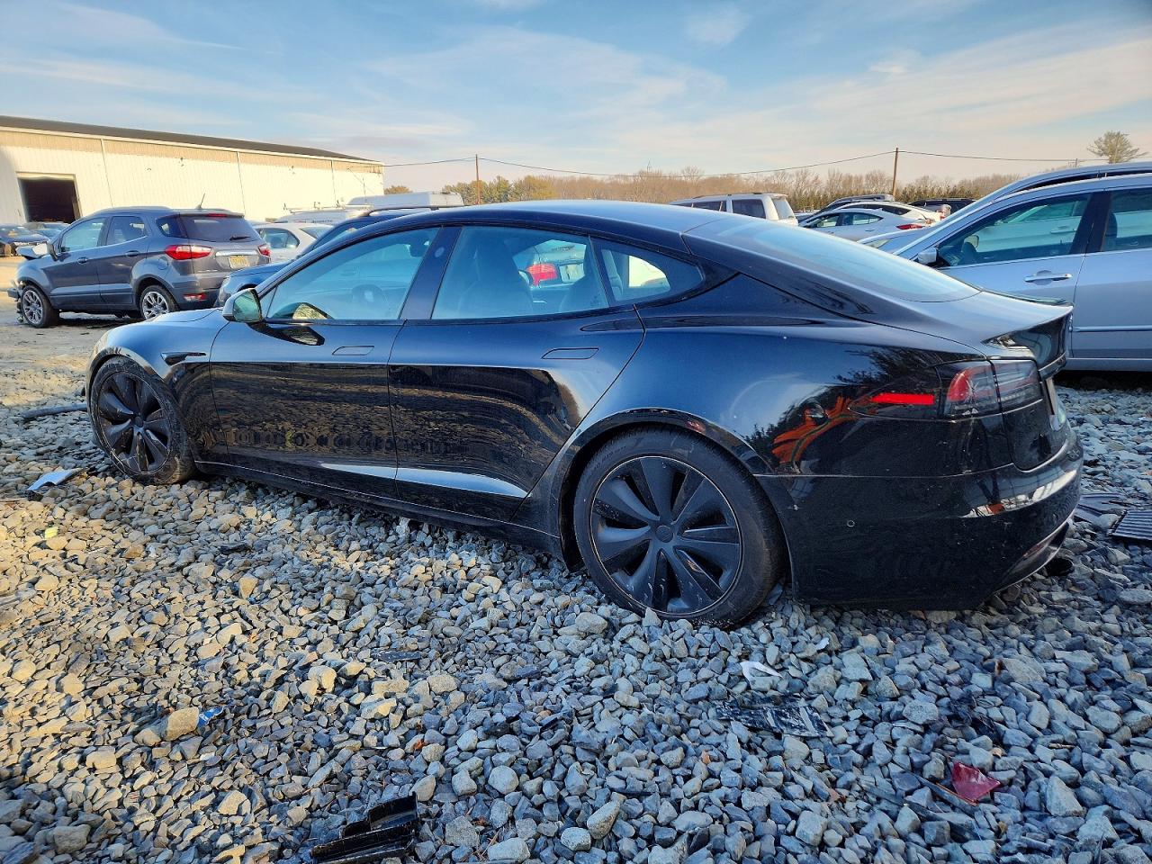 2022 TESLA MODEL S photo 2