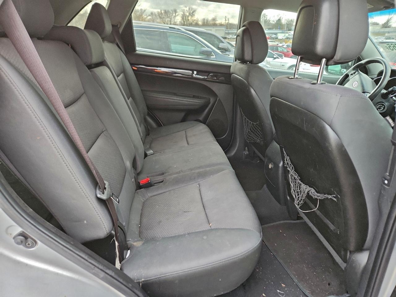 2012 KIA SORENTO BASE photo 11