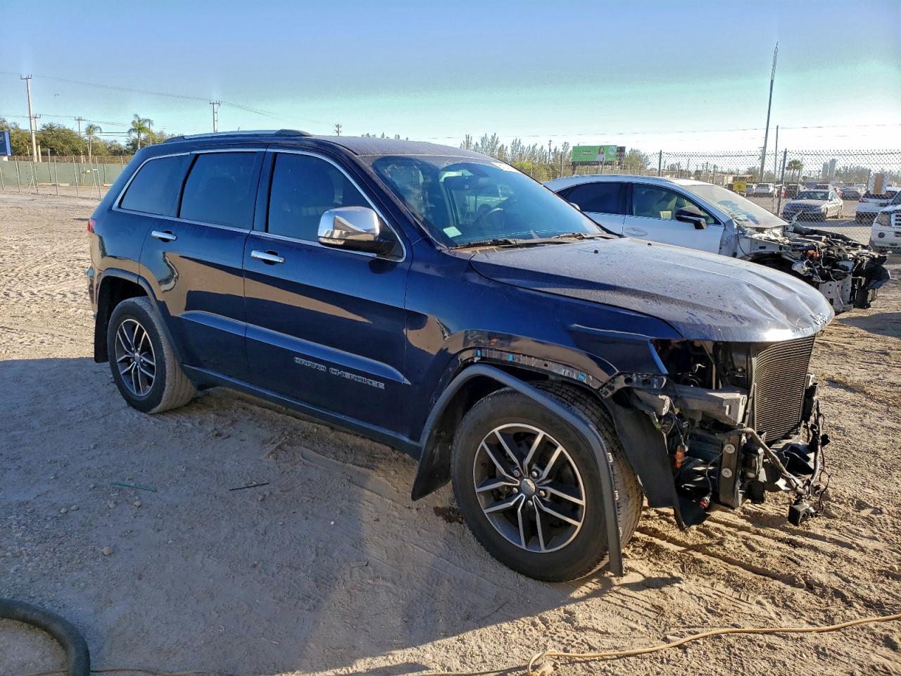 2018 JEEP GRAND CHEROKEE LIMITED photo 4