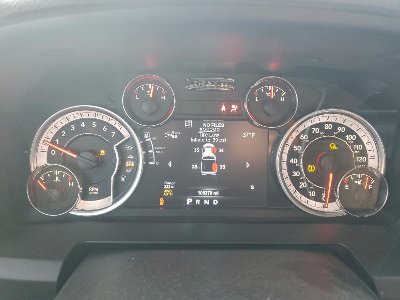 2018 RAM 1500 SLT photo 9