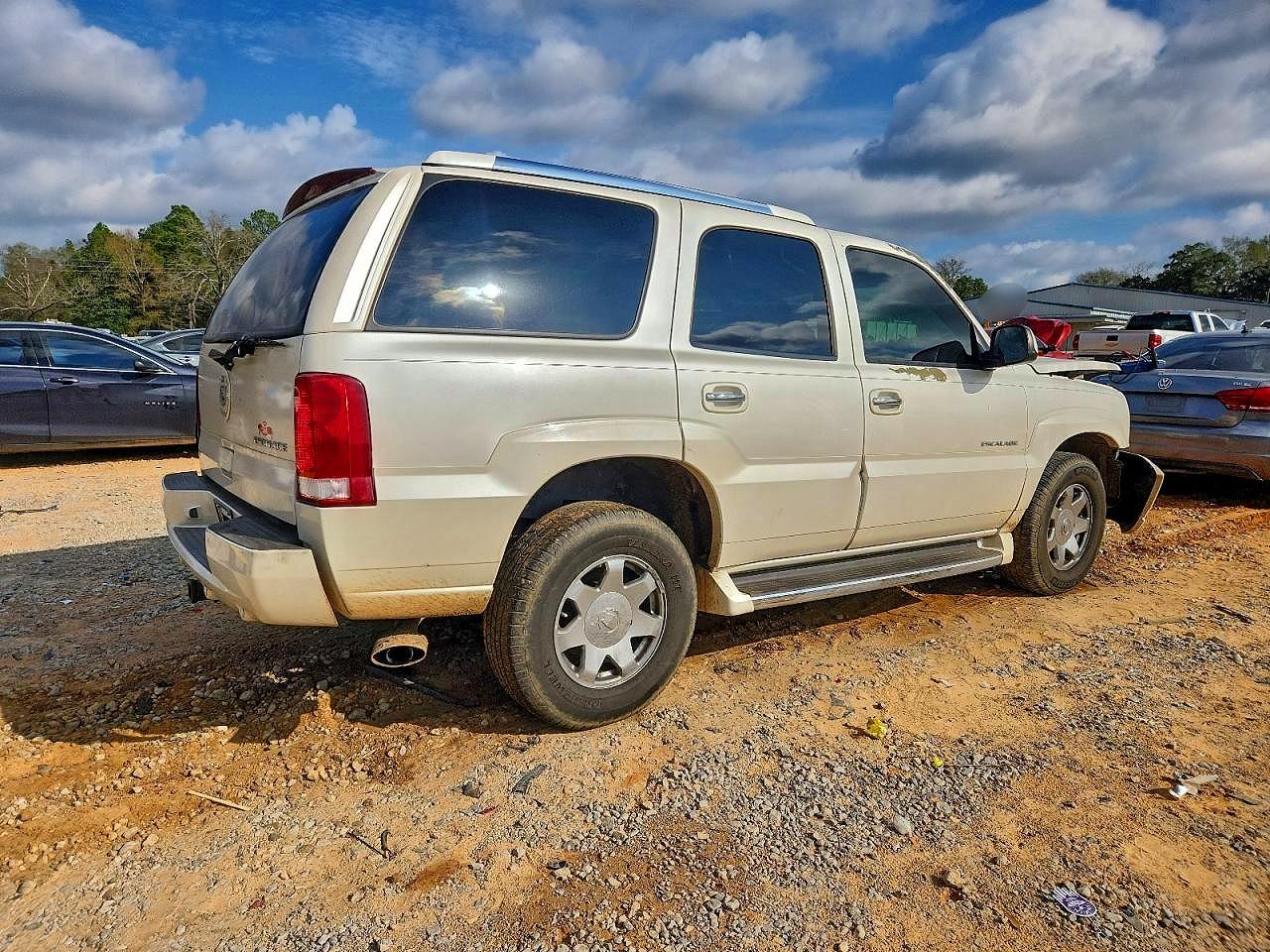 2004 CADILLAC ESCALADE LUXURY photo 3