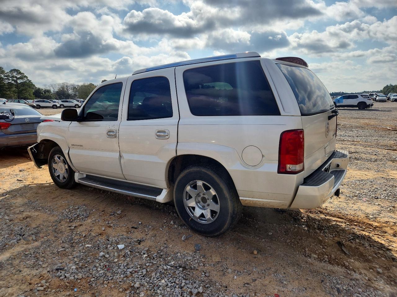 2004 CADILLAC ESCALADE LUXURY photo 2