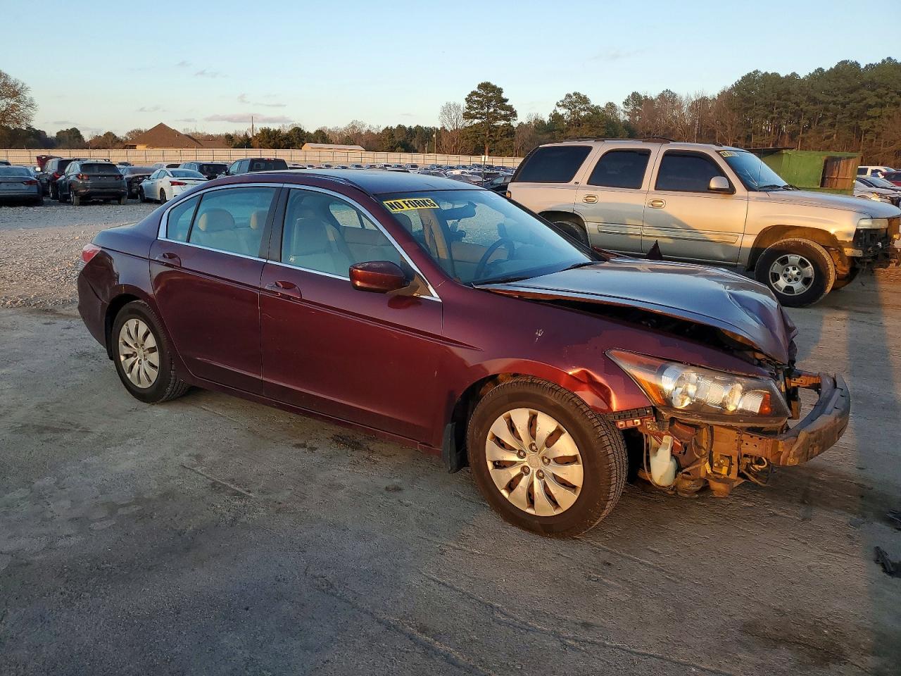 2010 HONDA ACCORD LX photo 4