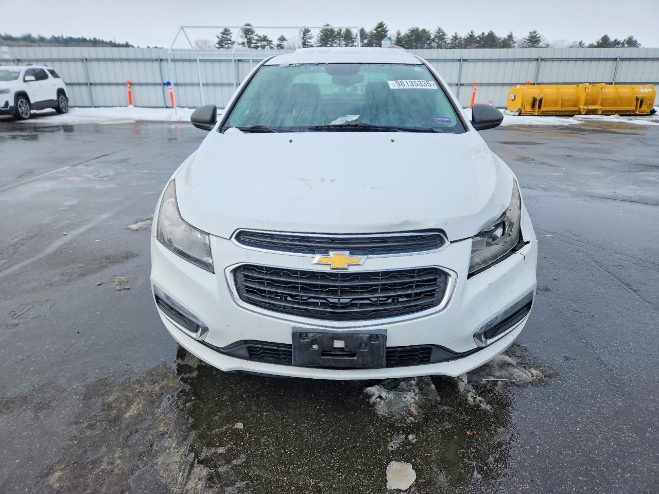 2015 CHEVROLET CRUZE LS photo 5