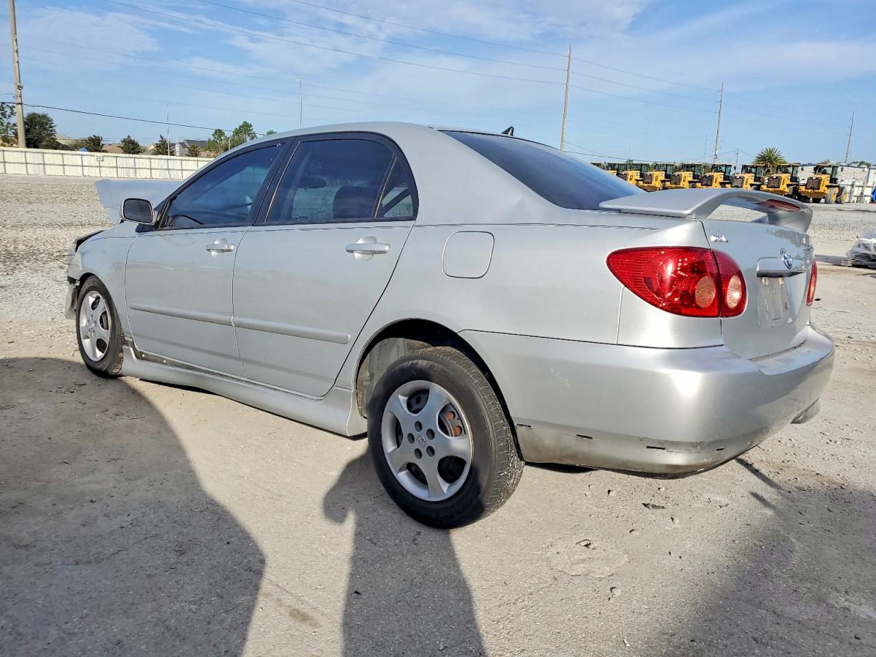 2005 TOYOTA COROLLA CE photo 3