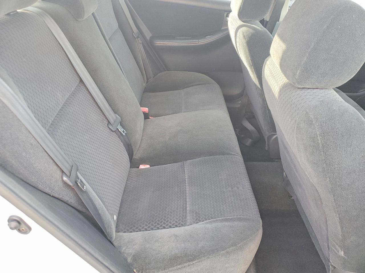 2005 TOYOTA COROLLA CE photo 19