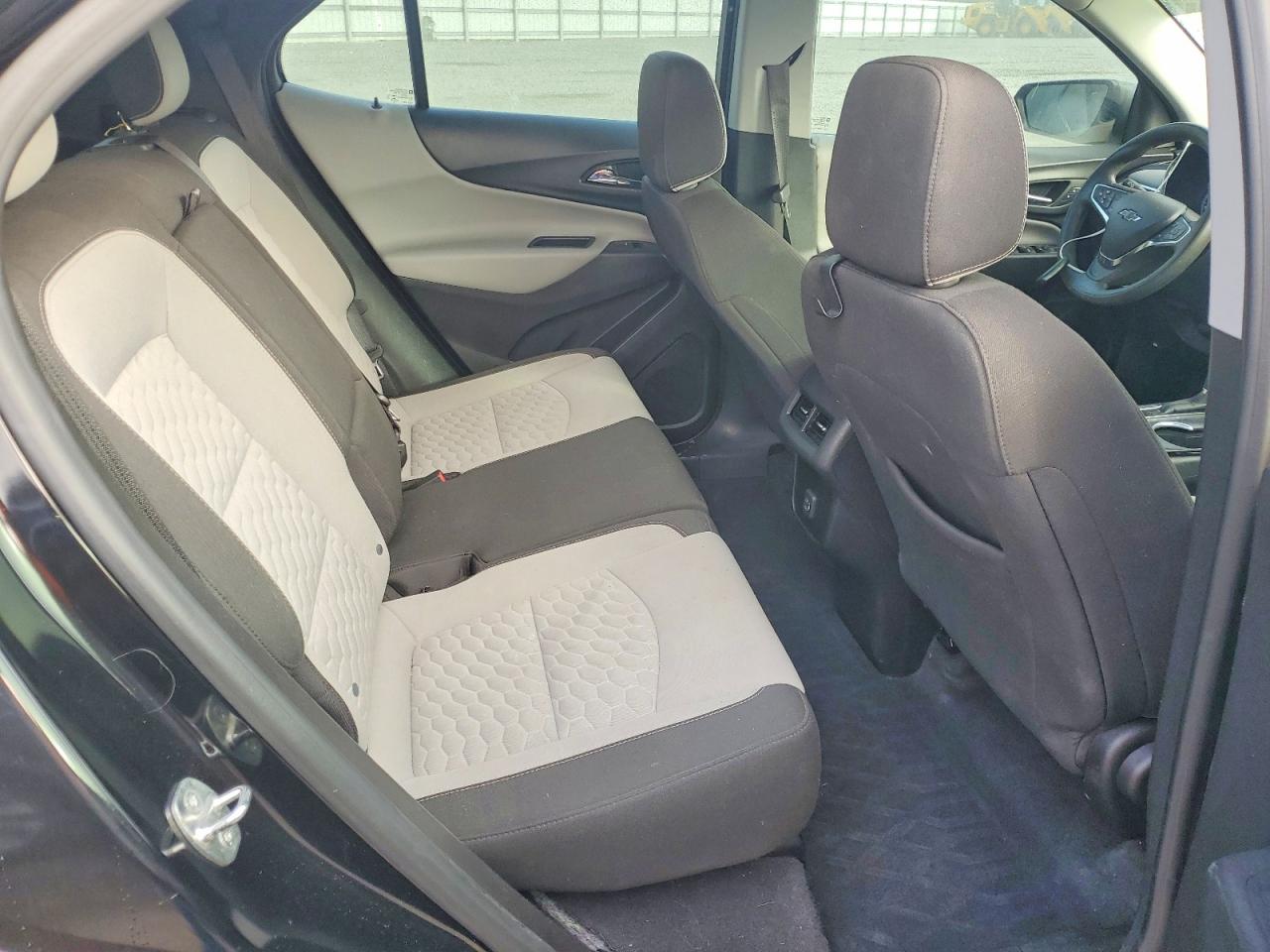 2020 CHEVROLET EQUINOX LS photo 11