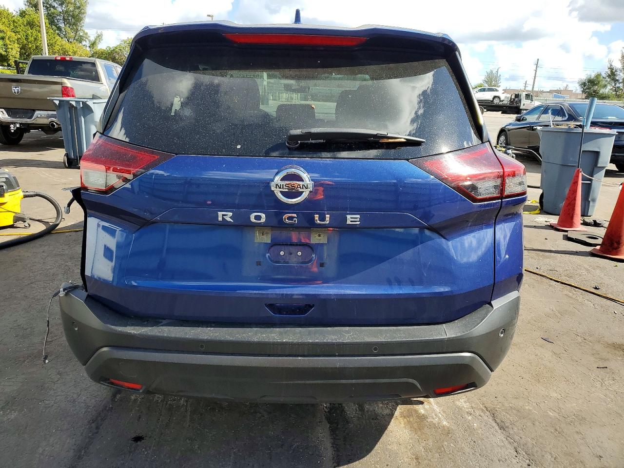 2021 NISSAN ROGUE S photo 6