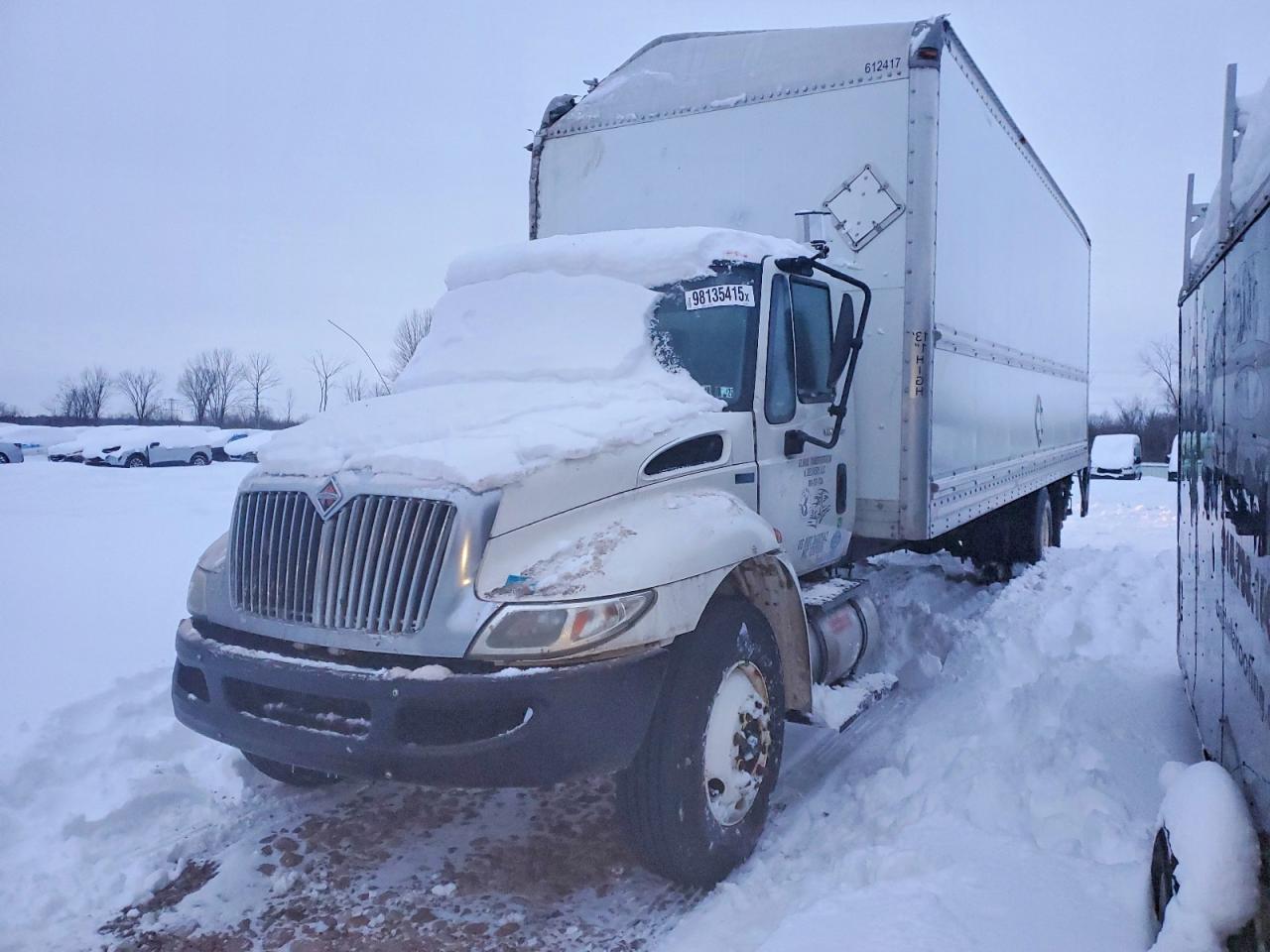 2012 INTERNATIONAL 4300 BOX TRUCK photo 2