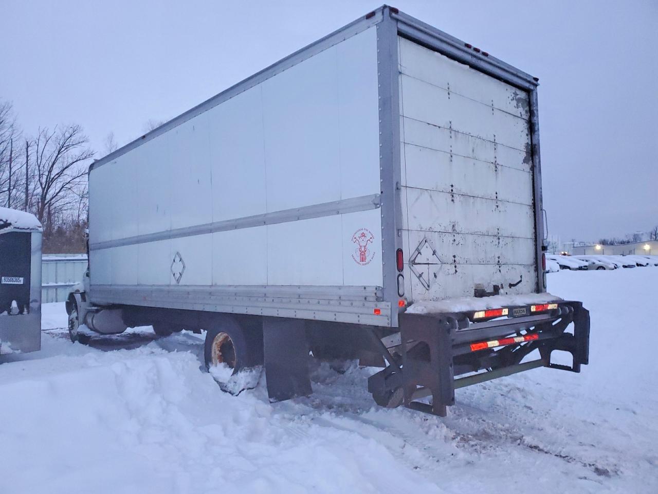 2012 INTERNATIONAL 4300 BOX TRUCK photo 3