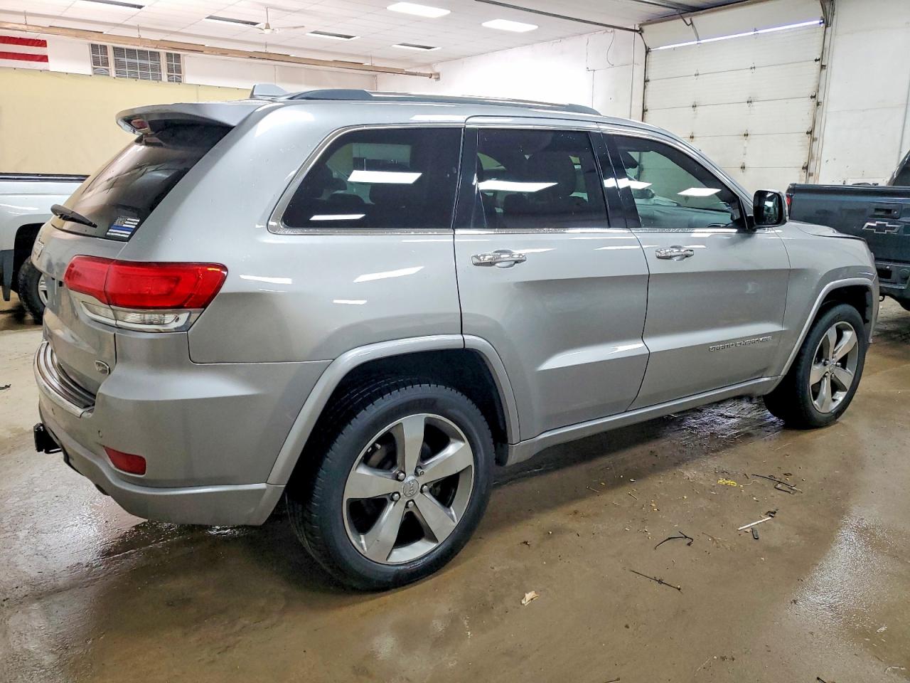 2014 JEEP GRAND CHEROKEE OVERLAND photo 3