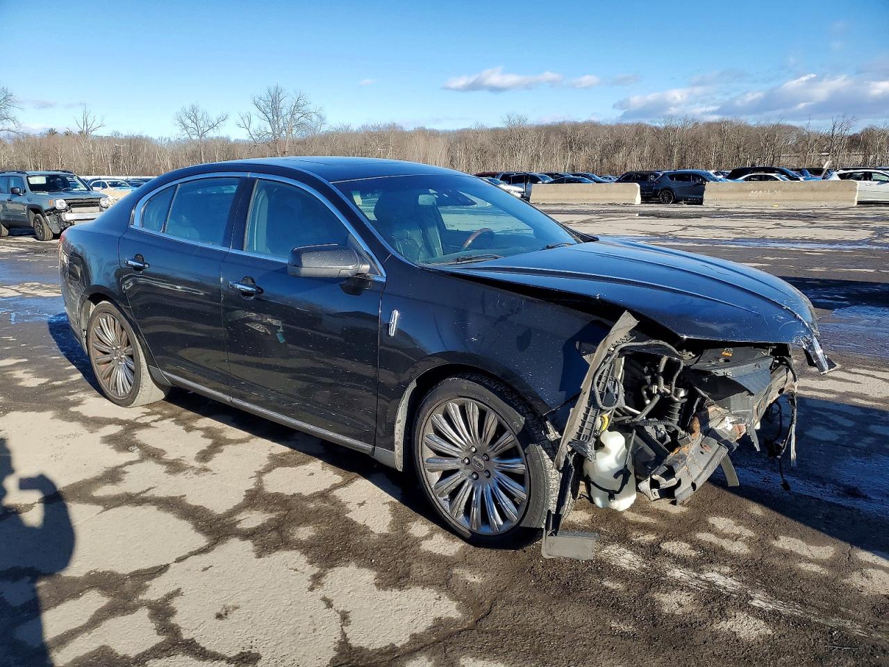 2013 LINCOLN MKS photo 4