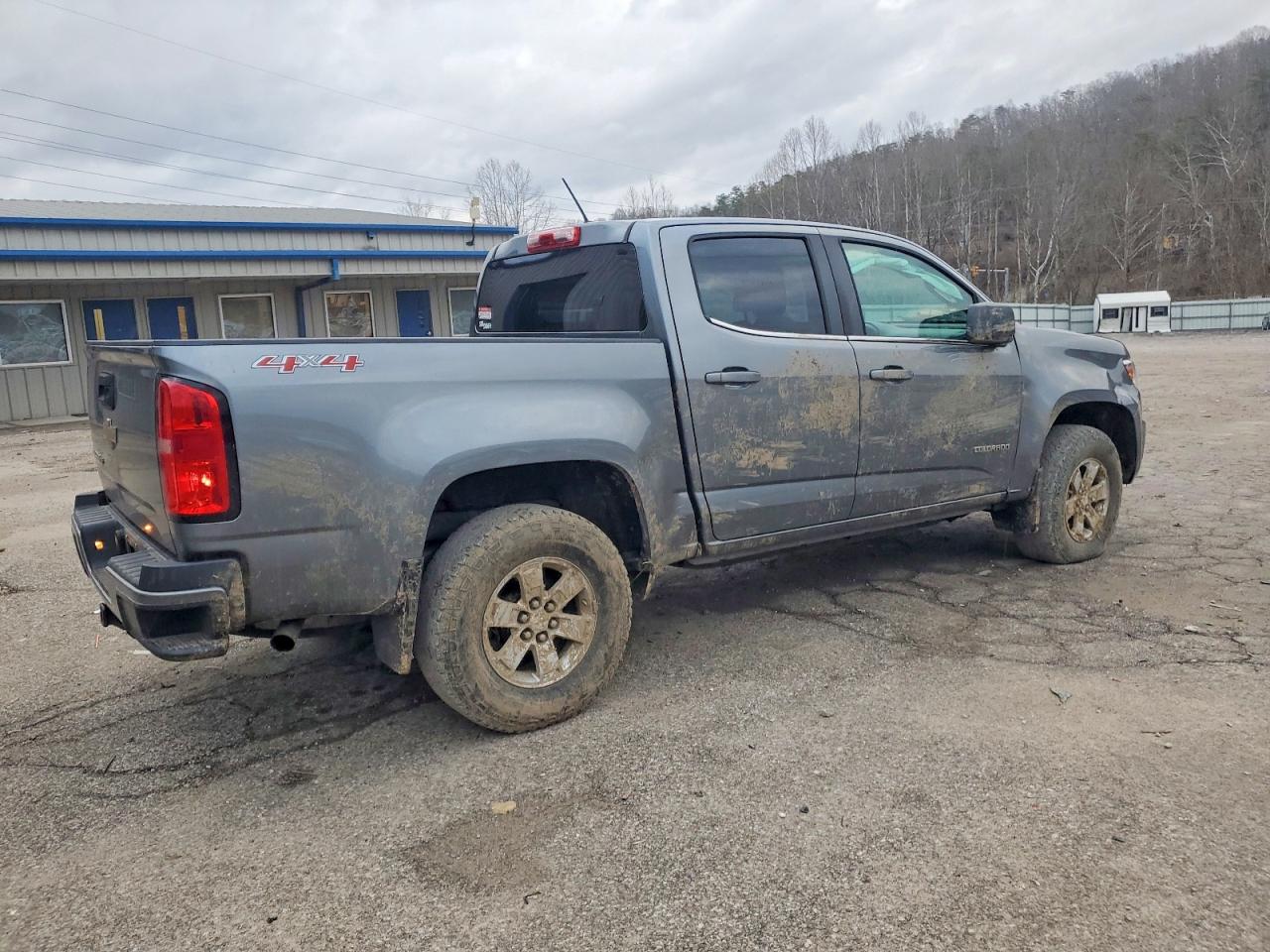 2018 CHEVROLET COLORADO photo 3