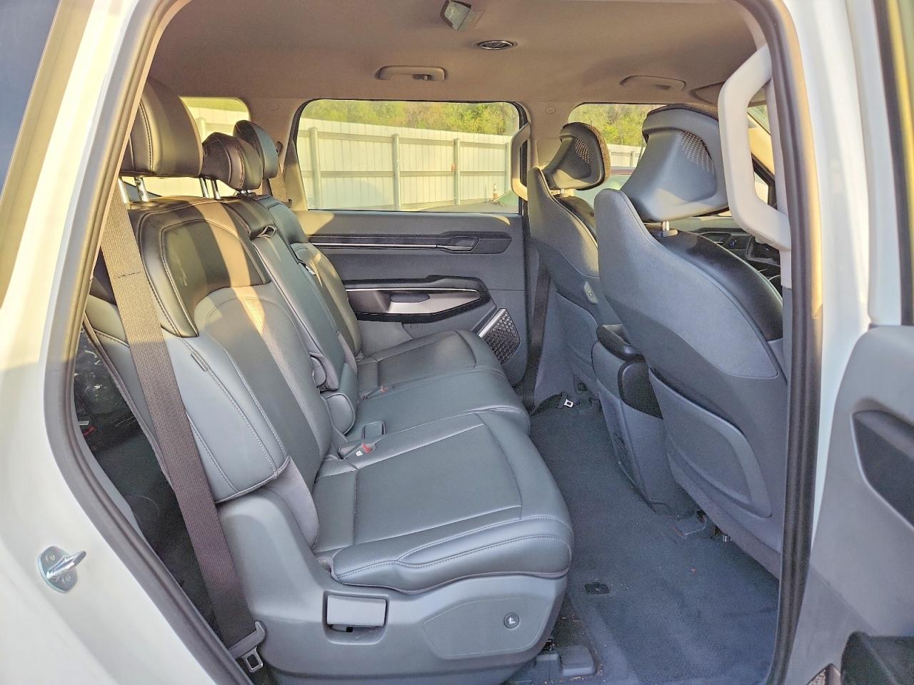 2024 KIA EV9 LIGHT photo 21