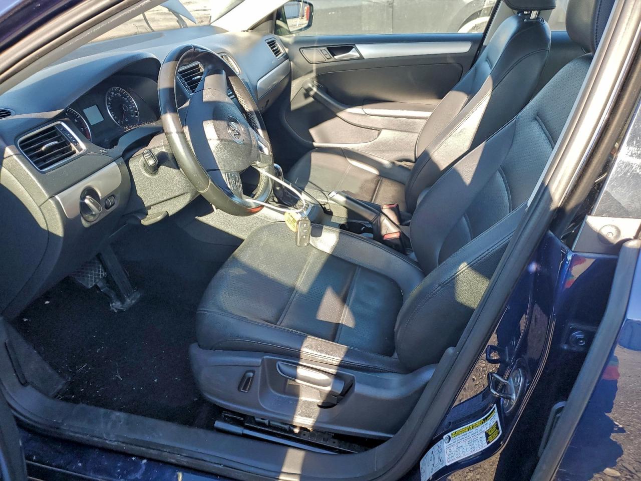 2014 VOLKSWAGEN JETTA SE photo 7