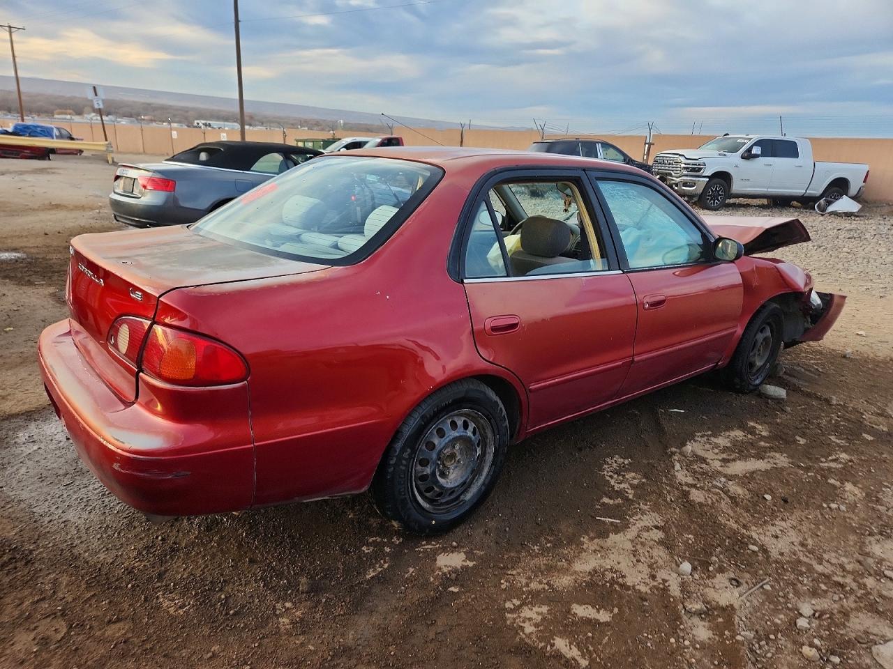 2001 TOYOTA COROLLA CE photo 3