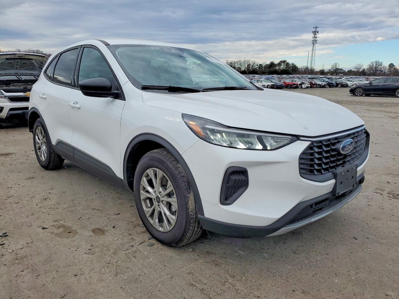 2025 FORD ESCAPE ACTIVE photo 4