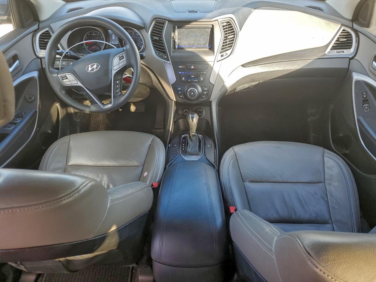 2016 HYUNDAI SANTA FE SPORT photo 8