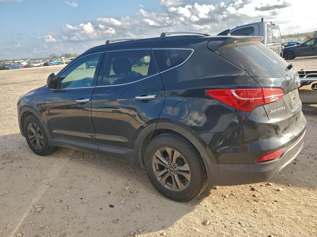 2016 HYUNDAI SANTA FE SPORT photo 2
