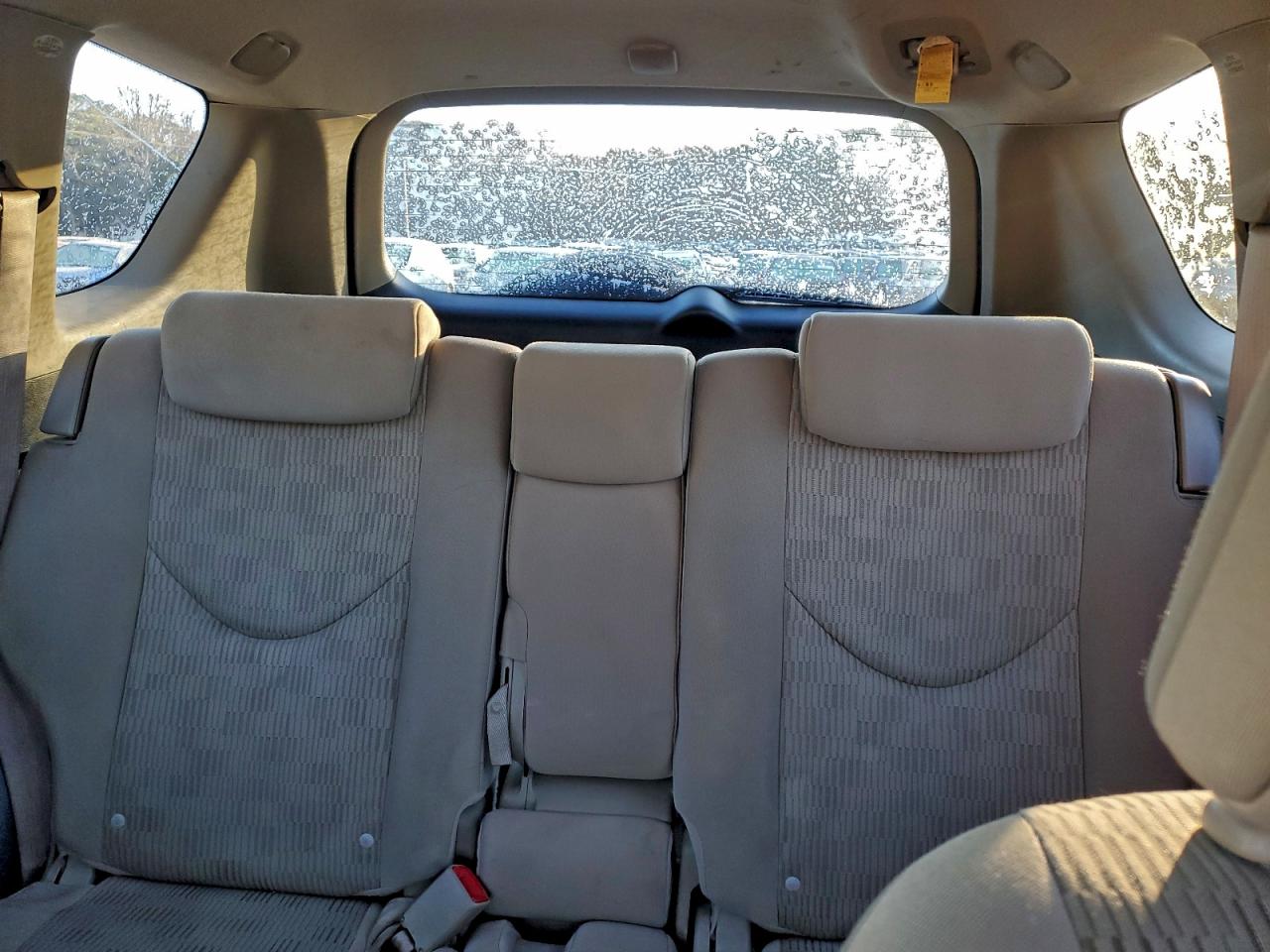 2011 TOYOTA RAV4 photo 10