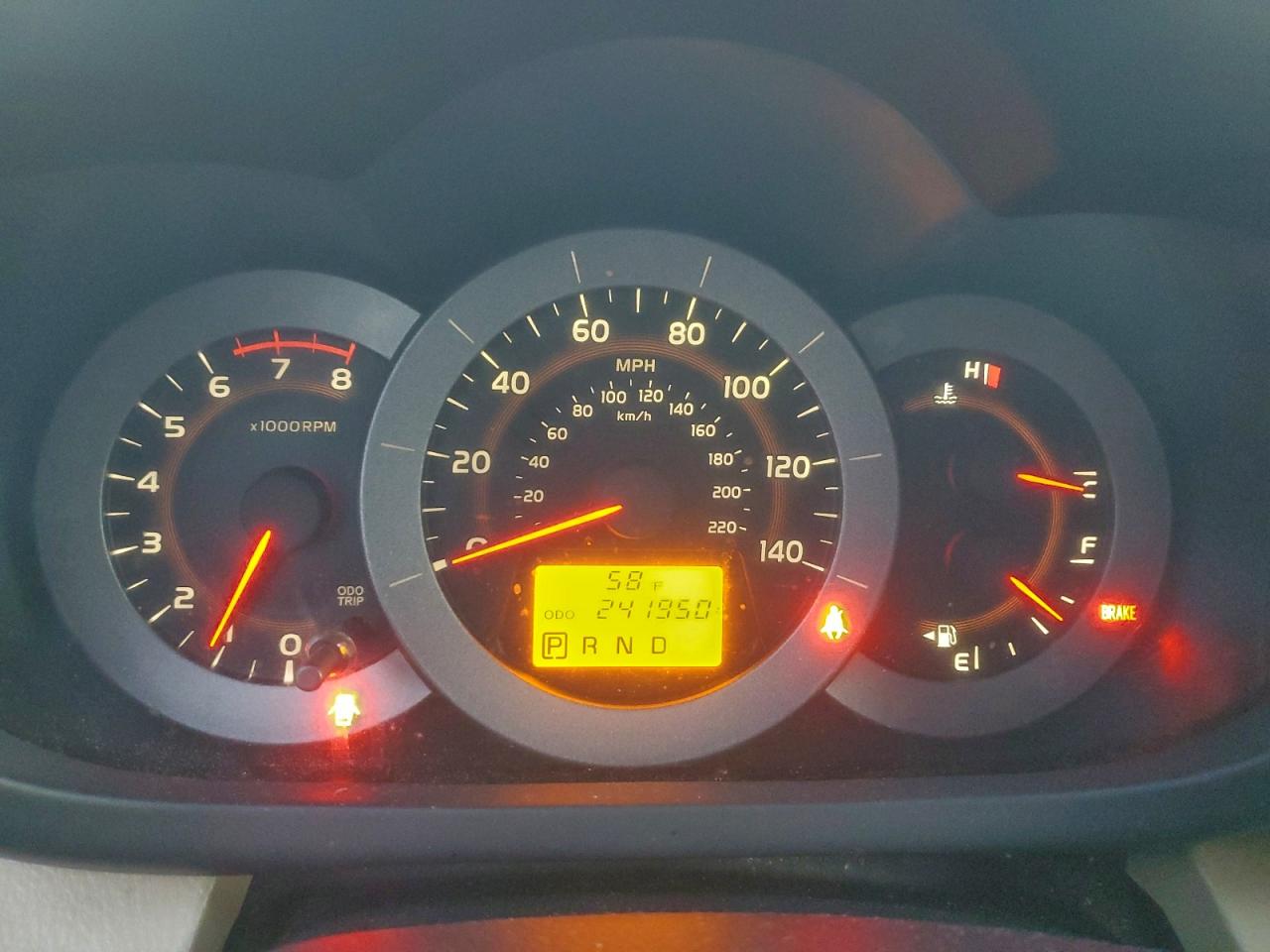 2011 TOYOTA RAV4 photo 9