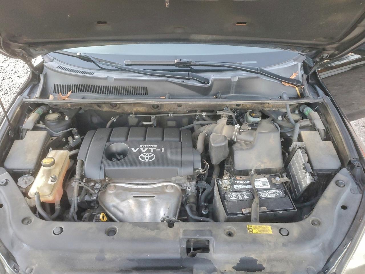 2011 TOYOTA RAV4 photo 12