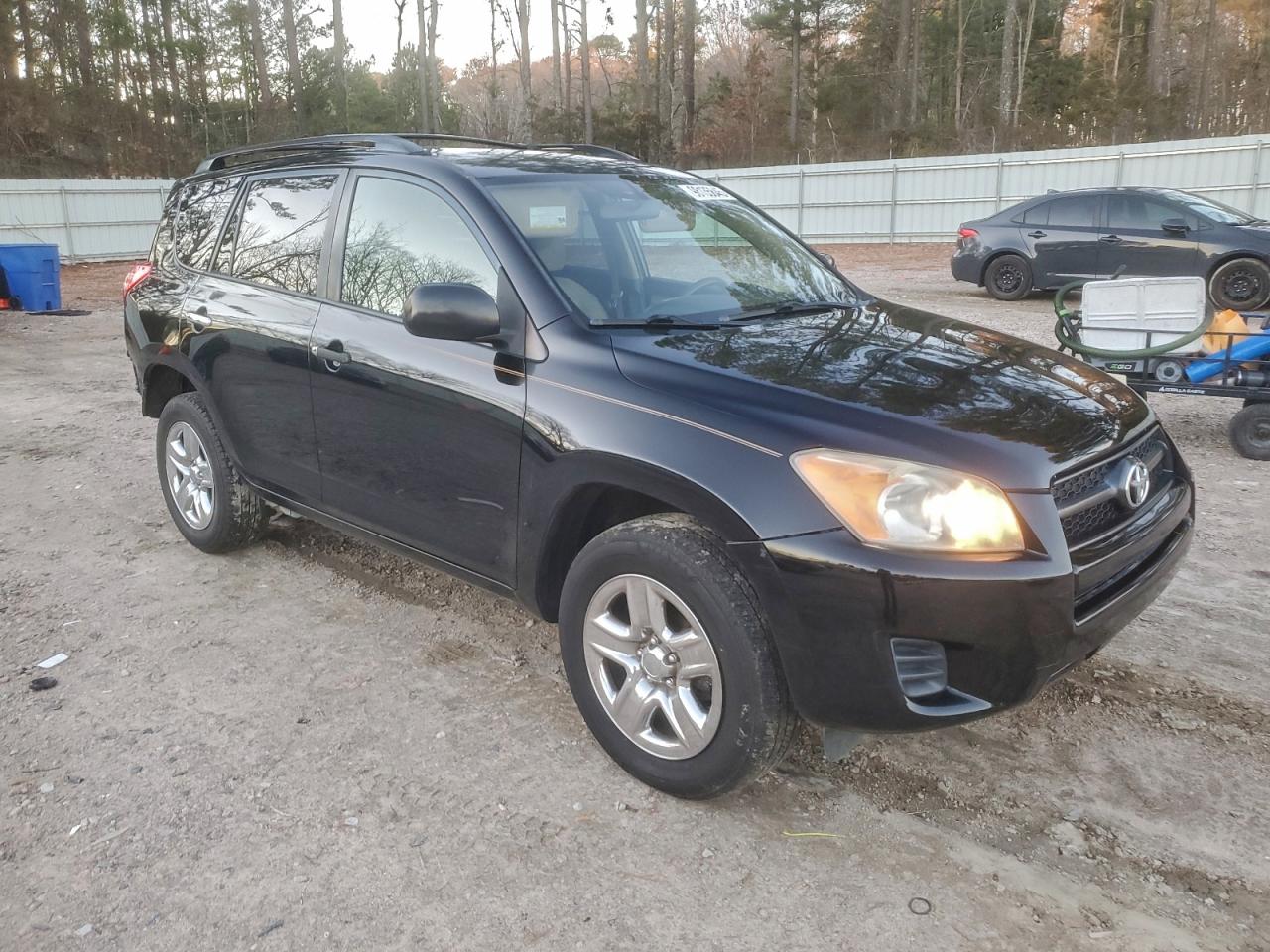 2011 TOYOTA RAV4 photo 4