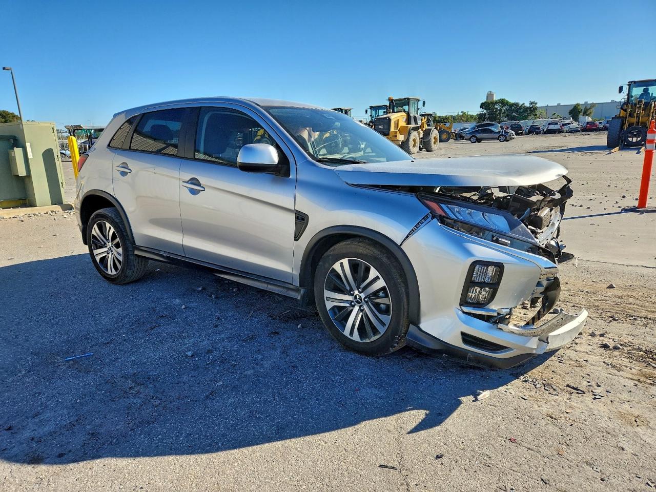 2025 MITSUBISHI OUTLANDER SPORT S photo 4