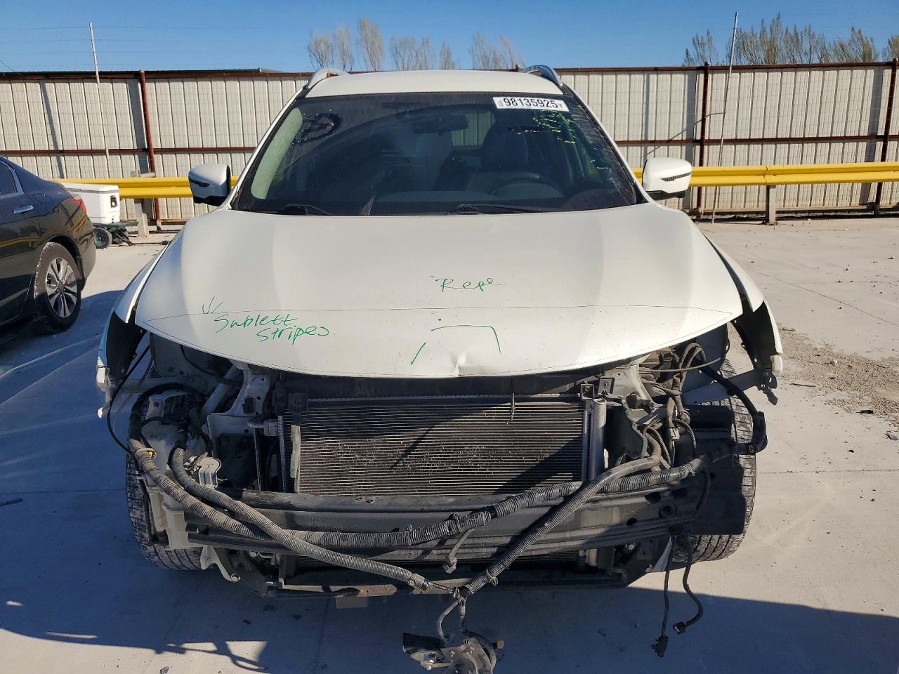 2019 NISSAN ROGUE S photo 5