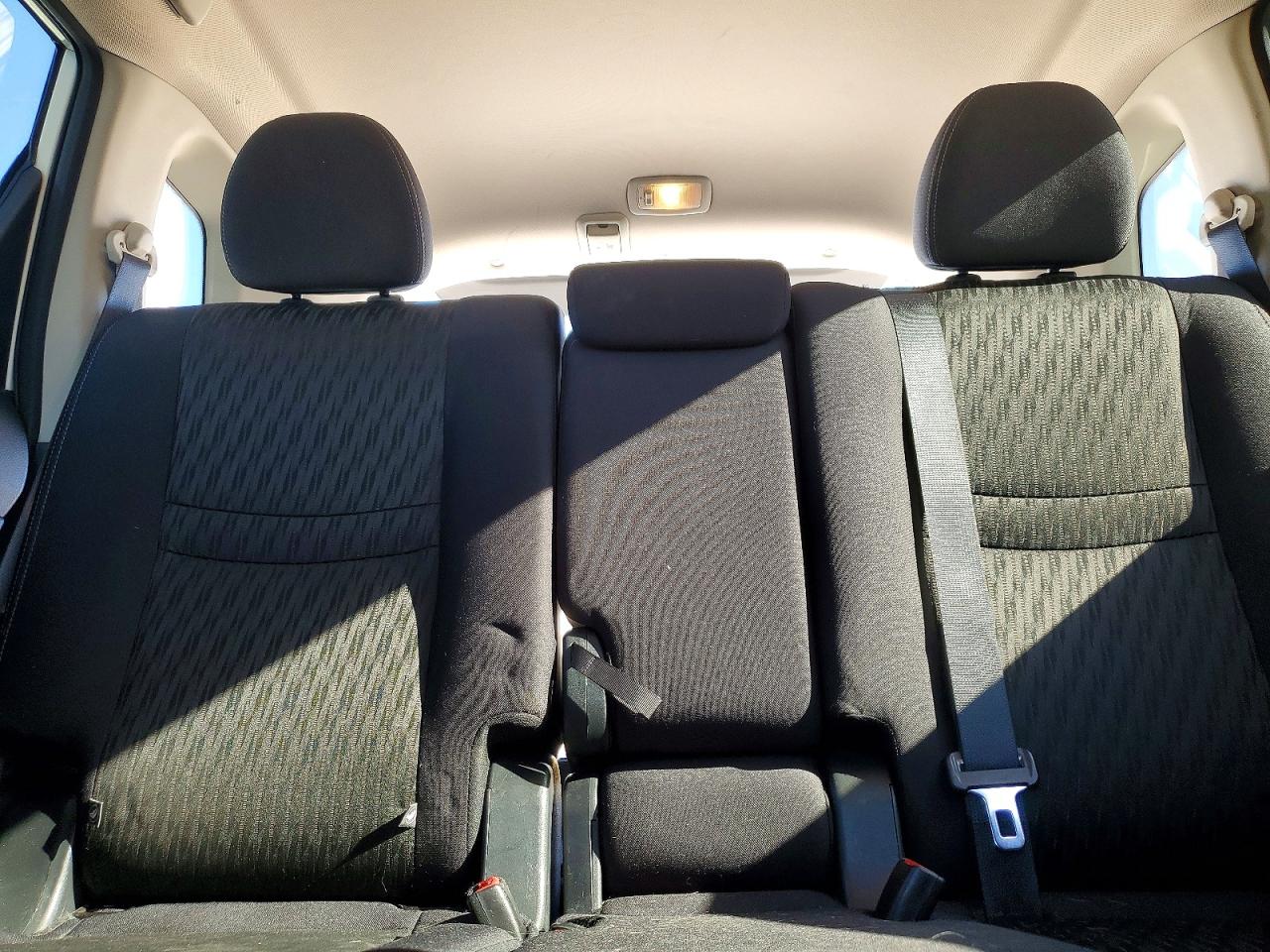 2019 NISSAN ROGUE S photo 10