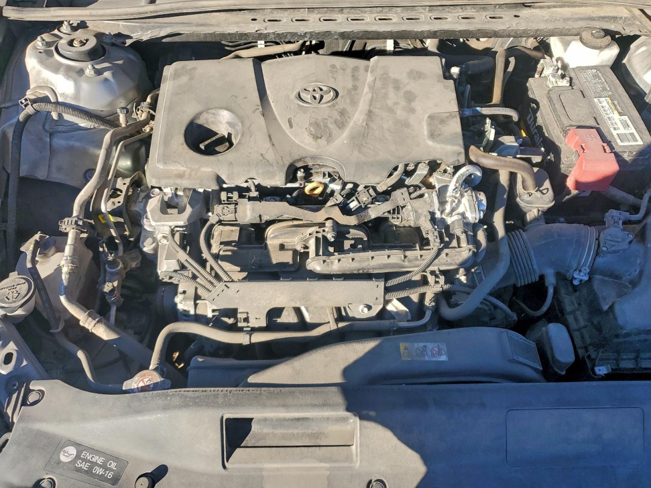 2021 TOYOTA CAMRY LE photo 11