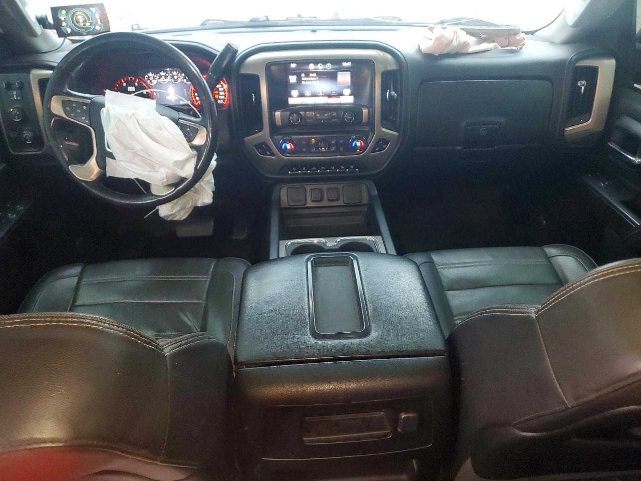 2015 GMC SIERRA K2500 DENALI photo 8