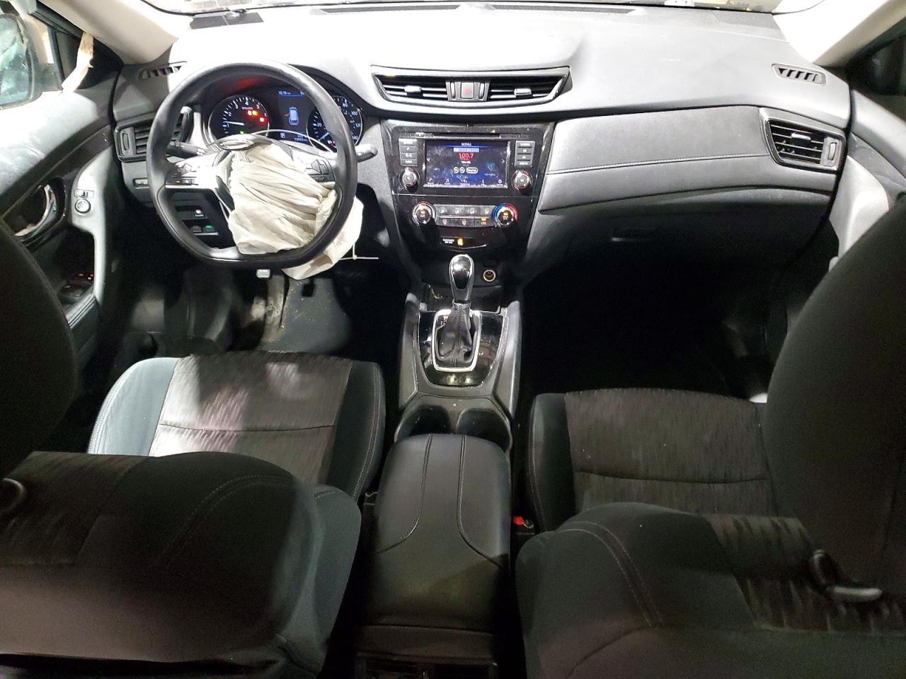 2018 NISSAN ROGUE S photo 8