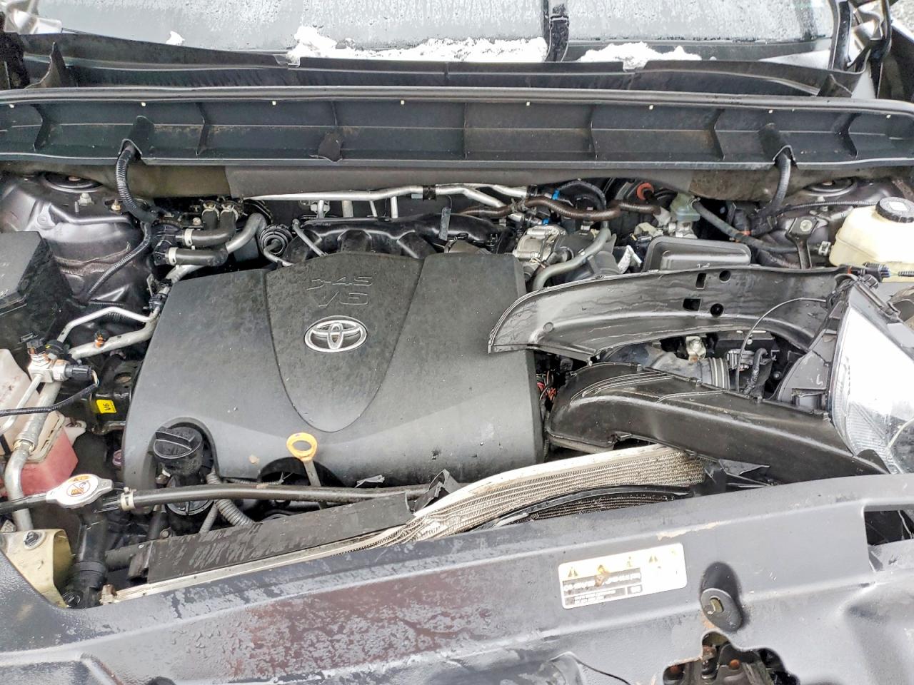 2021 TOYOTA HIGHLANDER XLE photo 12