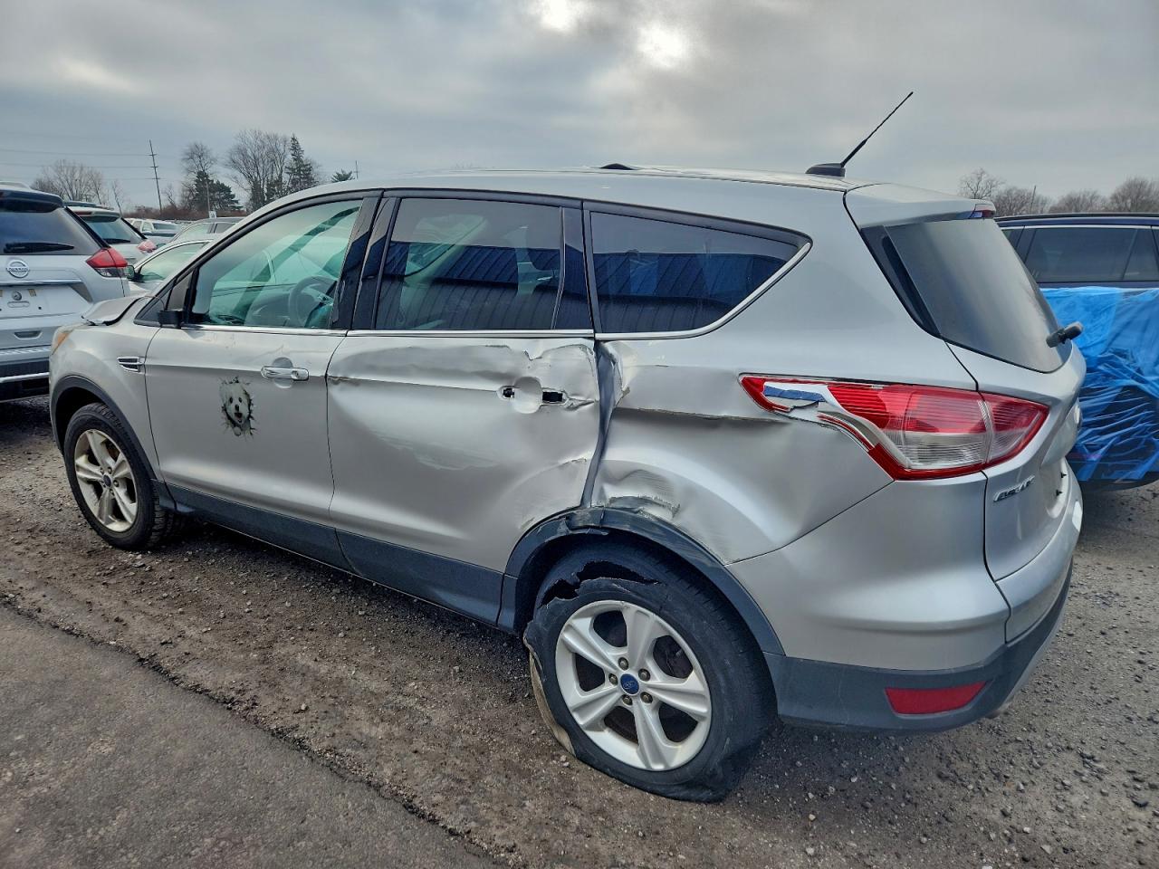 2016 FORD ESCAPE SE photo 2