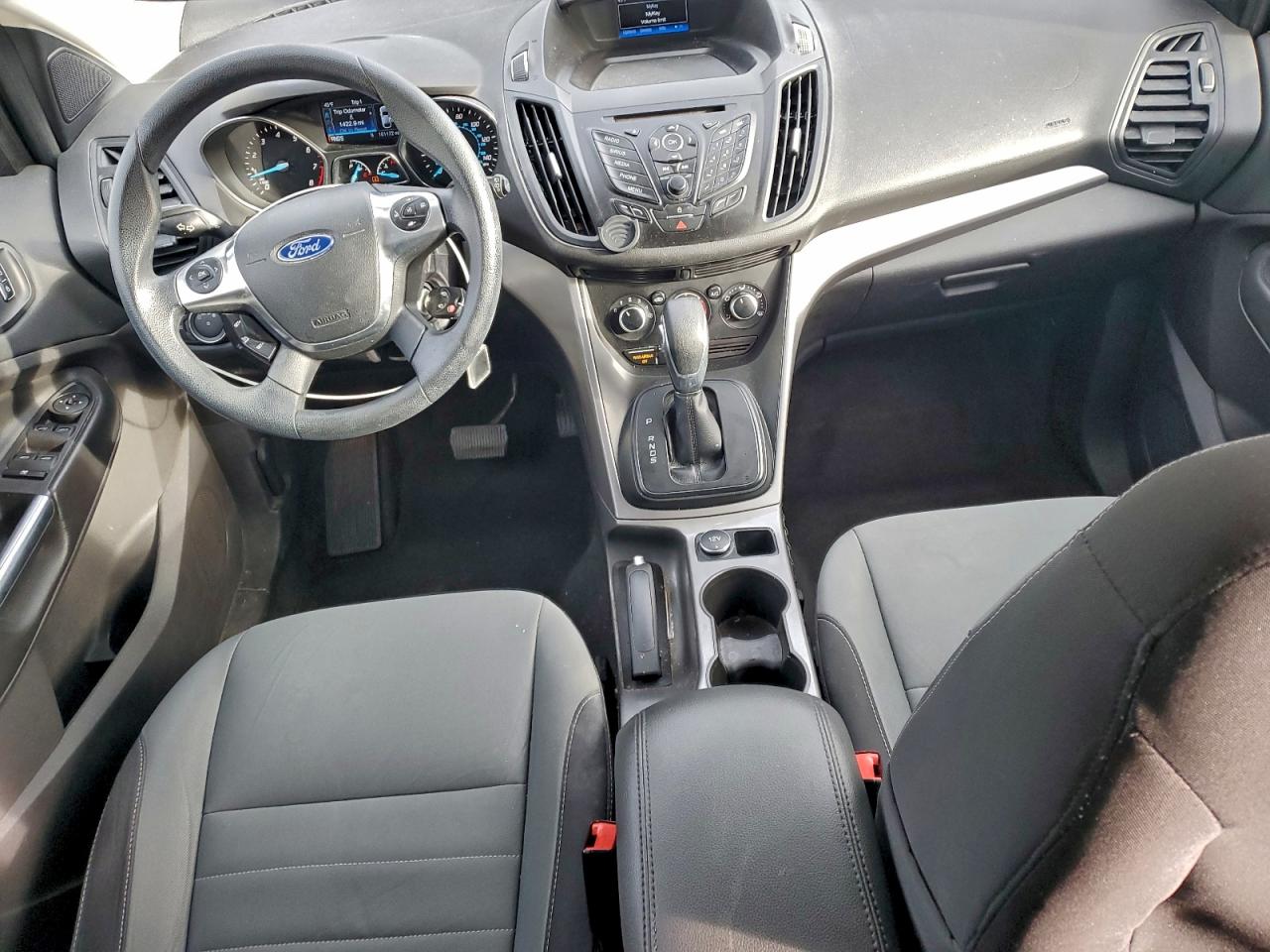 2016 FORD ESCAPE SE photo 8