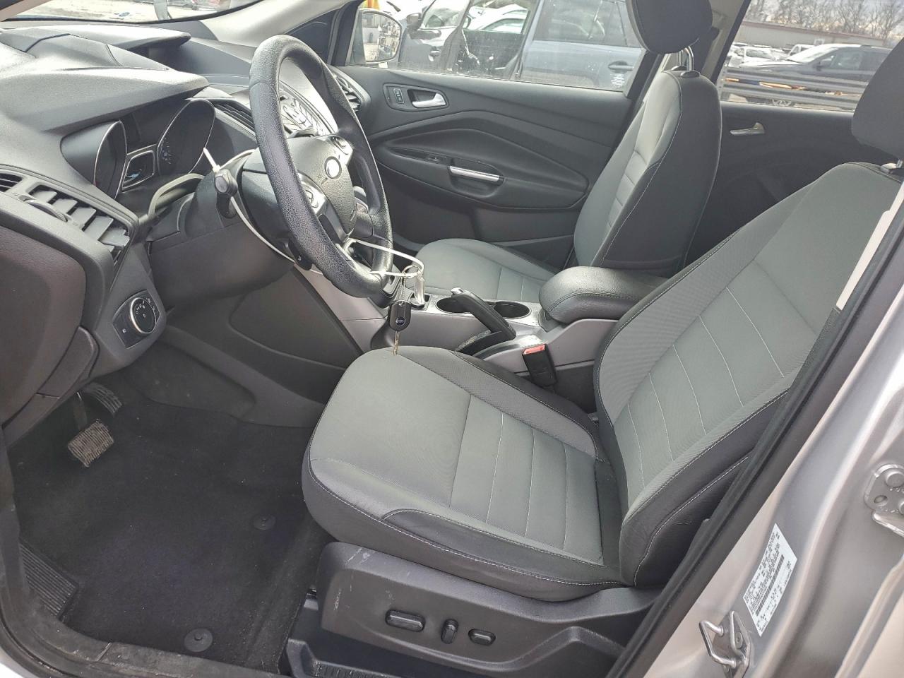 2016 FORD ESCAPE SE photo 7