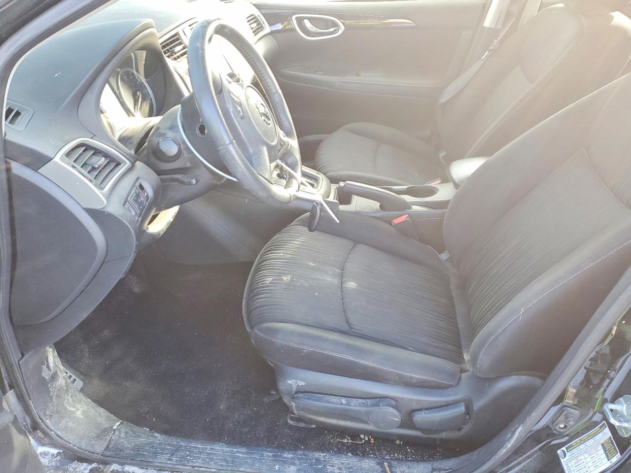 2019 NISSAN SENTRA S photo 7