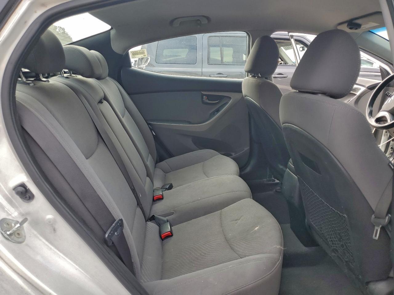 2014 HYUNDAI ELANTRA SE photo 10