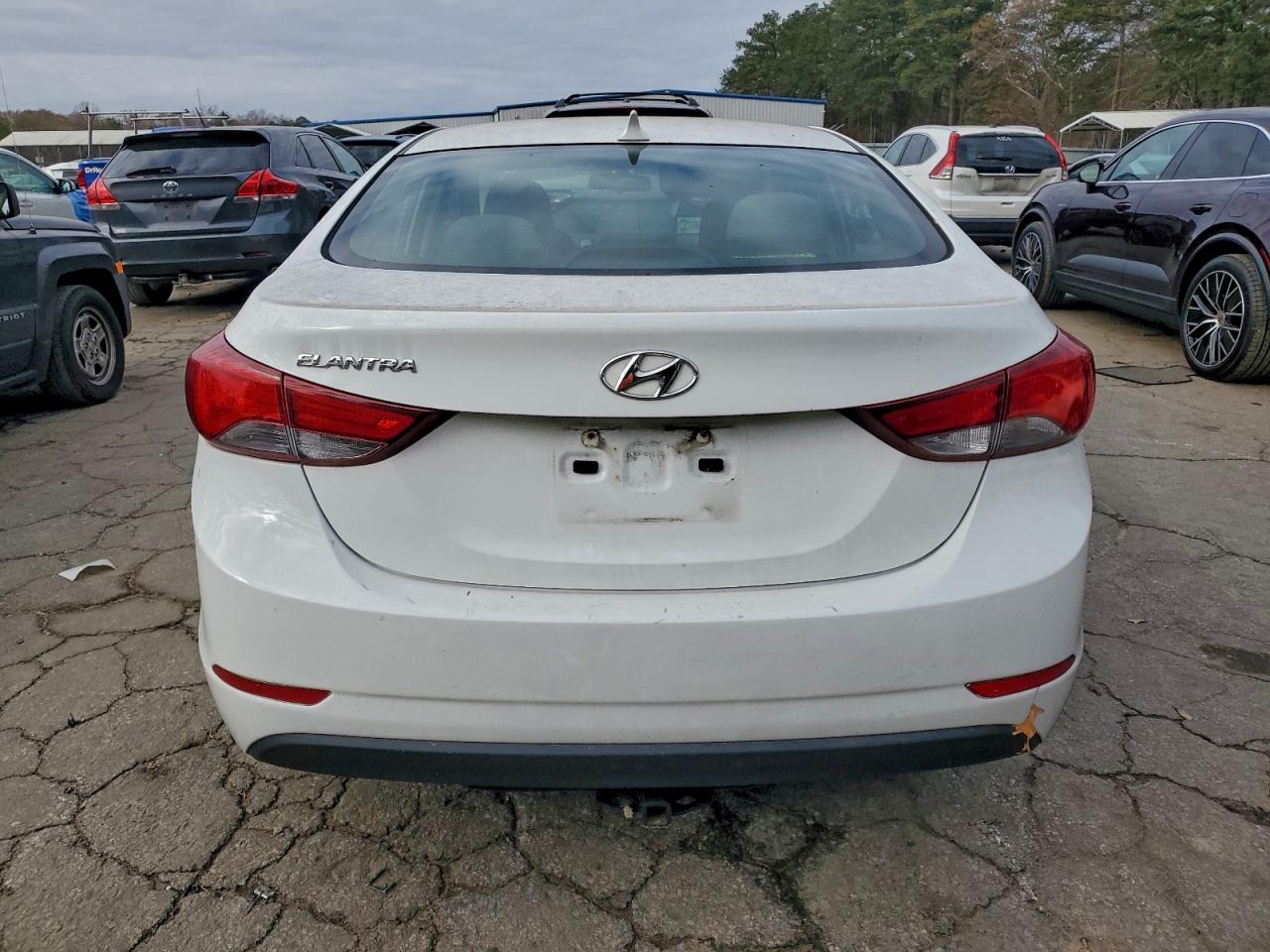 2014 HYUNDAI ELANTRA SE photo 6