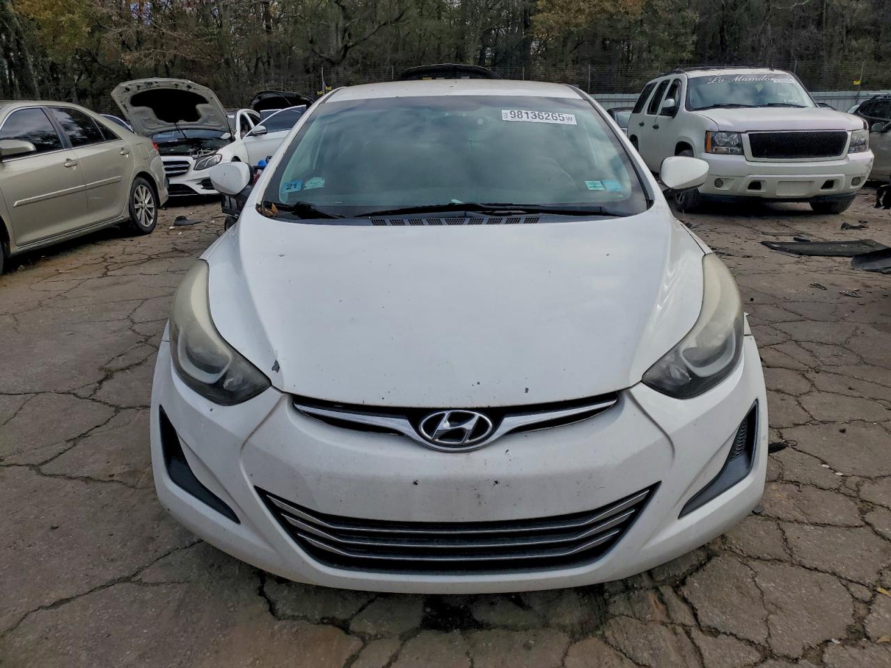 2014 HYUNDAI ELANTRA SE photo 5