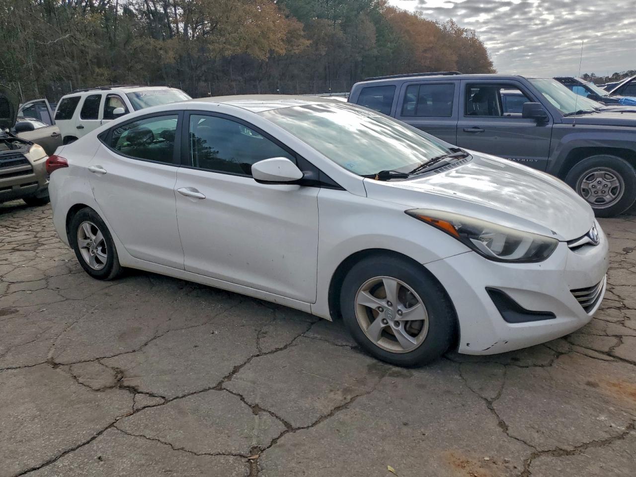 2014 HYUNDAI ELANTRA SE photo 4