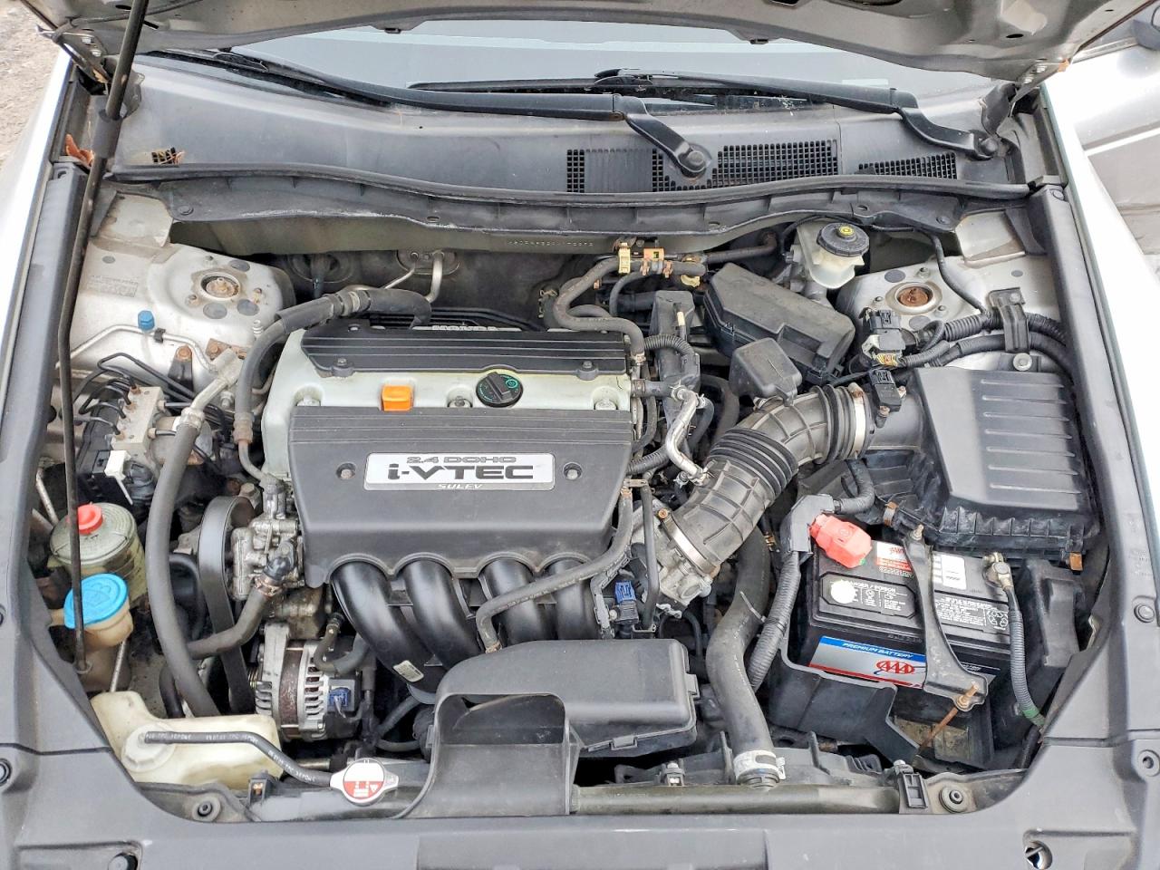 2009 HONDA ACCORD LX photo 11