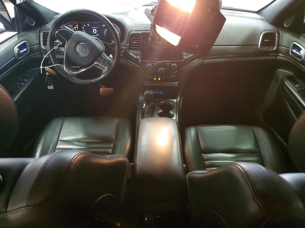 2020 JEEP GRAND CHEROKEE LIMITED photo 8