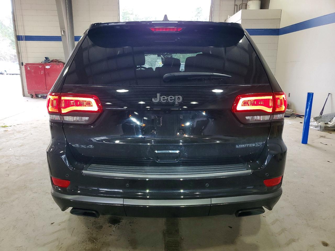 2020 JEEP GRAND CHEROKEE LIMITED photo 6